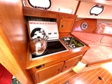 Galley includes Wallas Diesel Hob